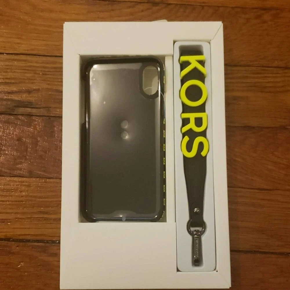 Michael Kors Checkerboard leather iPhone 11 X XS phone case